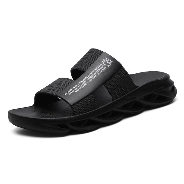 Teenager Outdoor Slippers House Man White Shower Slippers Men  Soft Beach Sandals Flat Male Shoes Adult Simple Summer Shoes L13