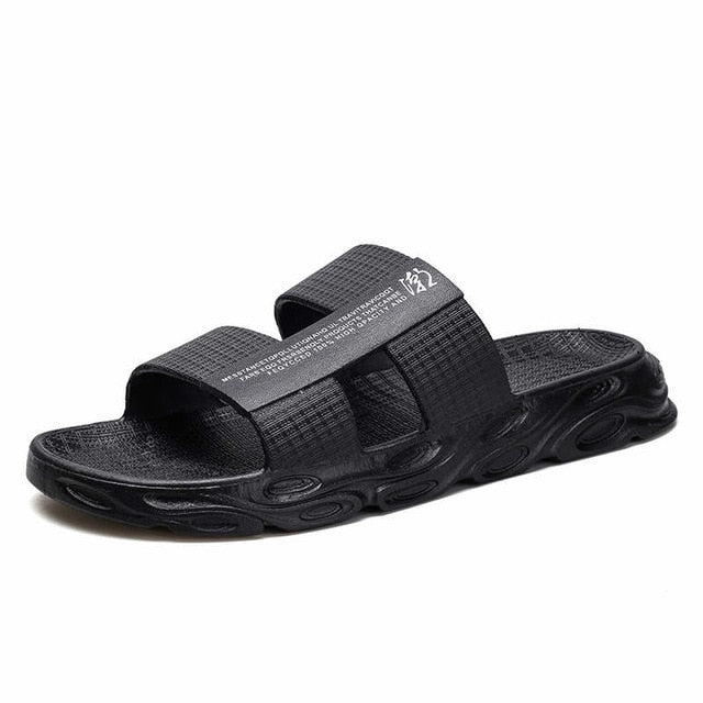 Teenager Outdoor Slippers House Man White Shower Slippers Men  Soft Beach Sandals Flat Male Shoes Adult Simple Summer Shoes L13