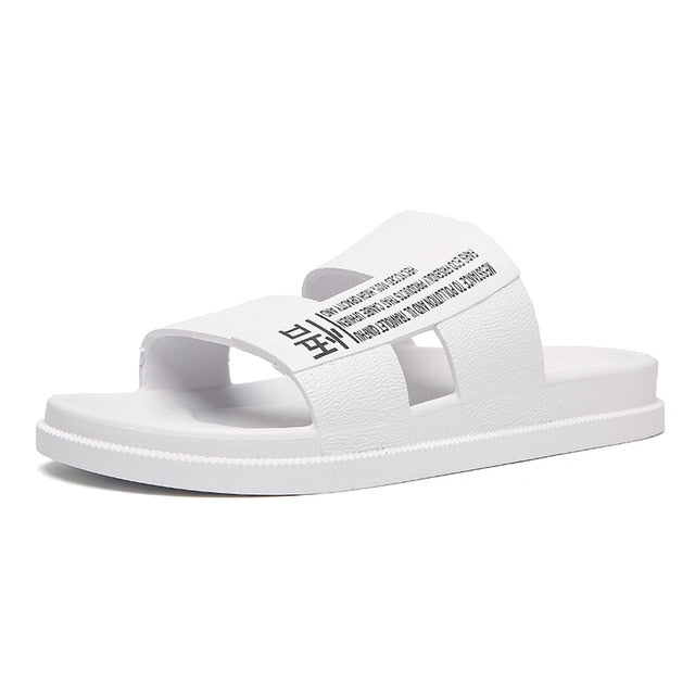 Teenager Outdoor Slippers House Man White Shower Slippers Men  Soft Beach Sandals Flat Male Shoes Adult Simple Summer Shoes L13